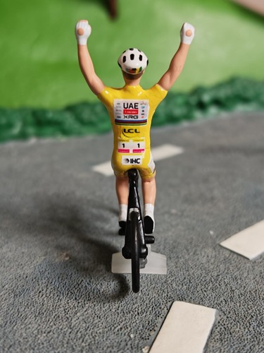 Cycliste miniature pogacar - miniature,