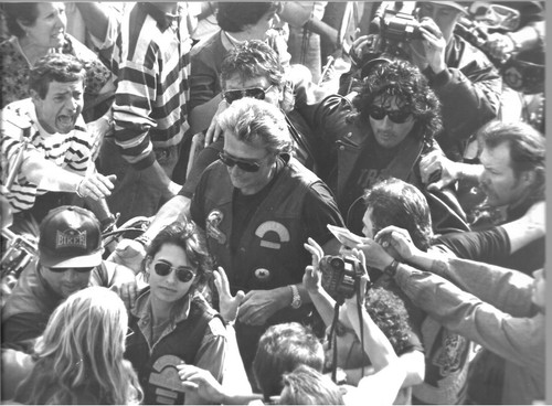 Johnny hallyday adeline - /,