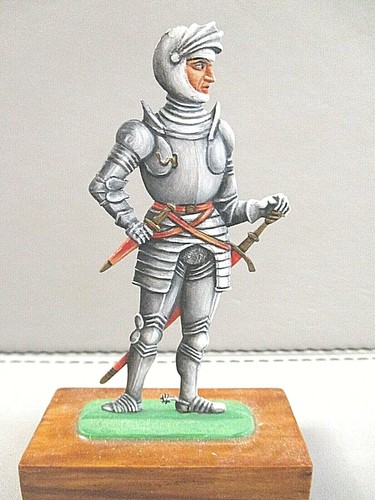 Figurine plat etain - plat, mm