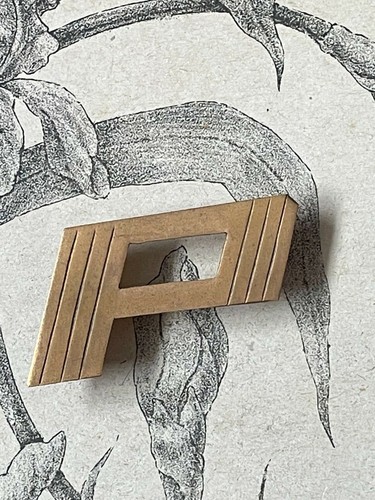 Superbe monogramme métal - superbe, en