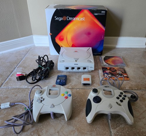 Sega dreamcast console box - w,