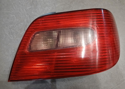 Feu arriere droit citroen - arriere,
