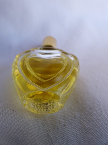 Miniature eau parfum escada - miniature, de