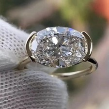 Bague de fiançailles halo