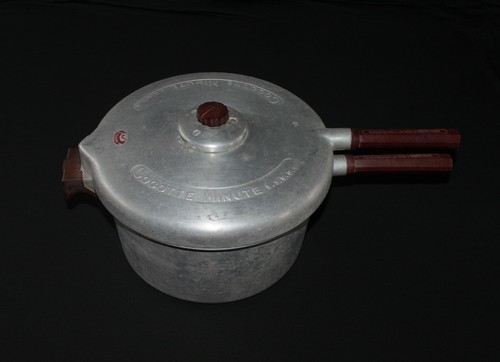 Ancienne cocotte minute bsgdg - ancienne,