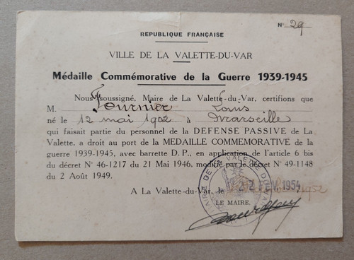Petit diplôme pour - , la