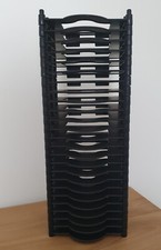 Range 24 CD en plastique noir modulable