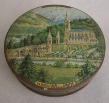 Belle ancienne boîte