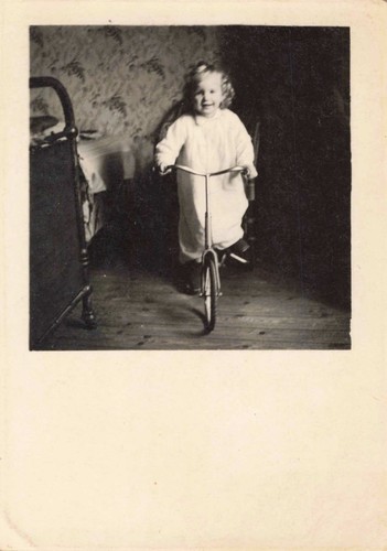Ancienne petite photographie - ancienne,
