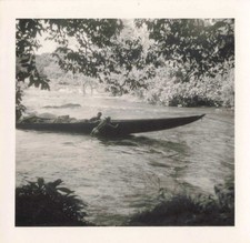 ANCIENNE PHOTO GUYANE +-1950 REGION L'OYAPOCK PIROGUE ET PIROGUIERS AU TRAVAIL