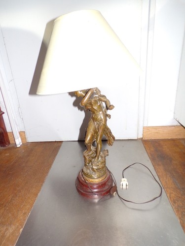 Pied lampe sculpture - pied,