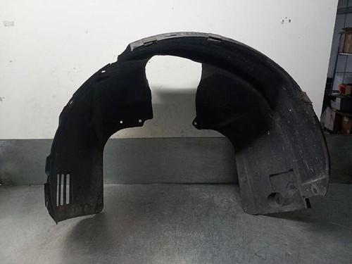 8a6116115bh passage roue g - passage, av