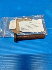 Axe de lame de ressort avant