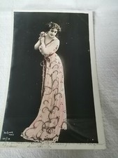 CARTE POSTALE, ACTRICE DE TOLEDO DANS UNE ROBE DE SCÈNE À PAILLETTES 