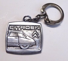 Porte clé automobile Citroen , DS Citroen , Garage Bugnot Villemomble     -D-