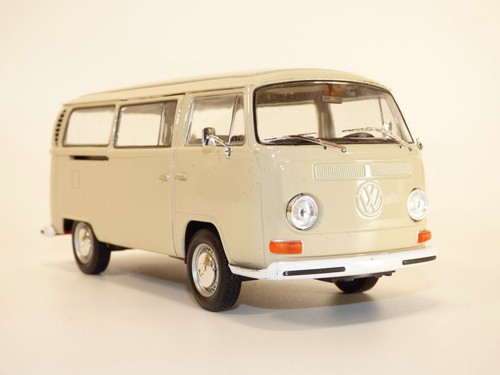 Combi blanc volkswagen - t2,