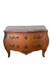 COMMODE. STYLE LOUIS XV. BOIS