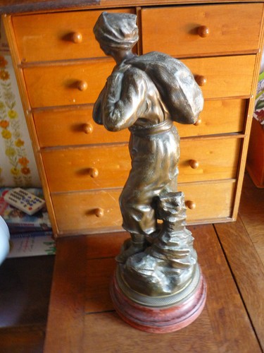 Sculpture grand regule - grand,