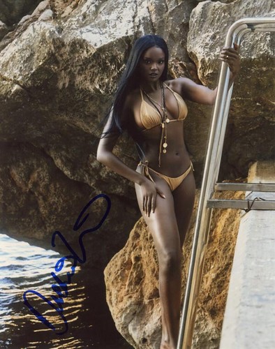 Duckie thot signed - 8x10, photo