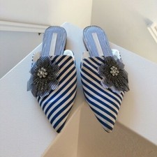 Zara blue stripe pointy flower