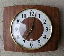 AR3 - Pendule Murale JAPY