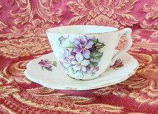 ANCIENNE TASSE & SOUCOUPE EN