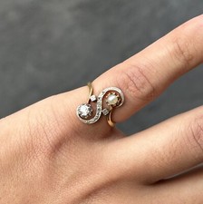 Bague en Or jaune 18 K / Perle + Diamants / Réf MP2567