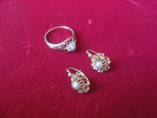 DEMI PARURE BAGUE ET BOUCLES