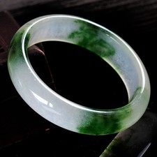 Joli Bracelet Jonc en Jade Vert Clair Translucide Teinté 62mm
