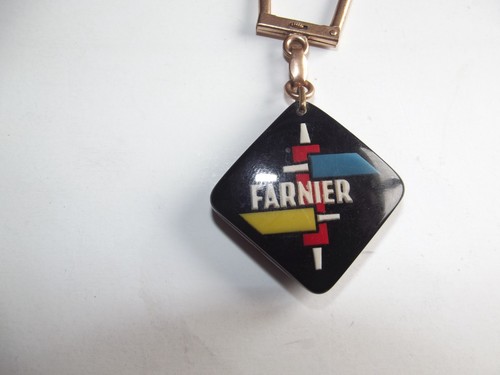 Tres beau porte clefs bourbon - tres,