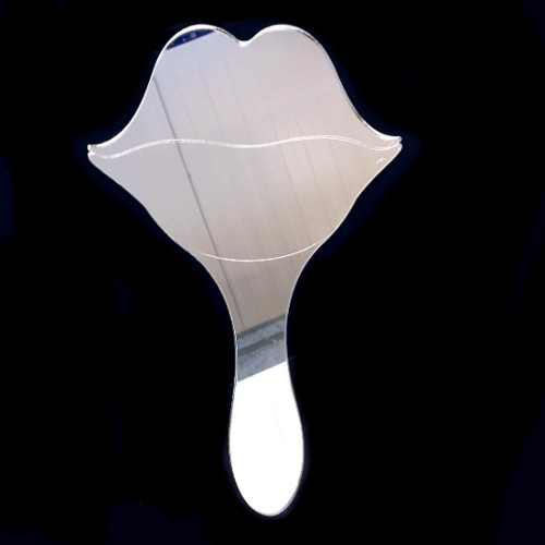 Gravé lèvres forme de - forme,