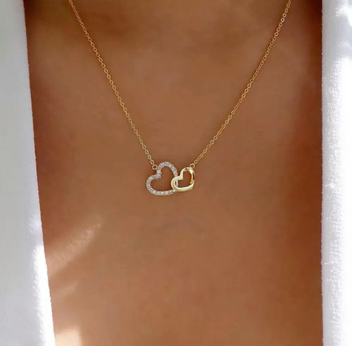 Collier élégant pendentif