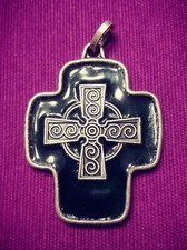 Grand pendentif collier CROIX