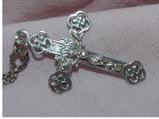 ancien pendentif crucifix