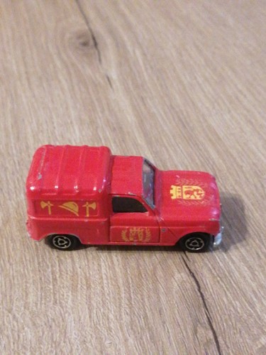 Voiture majorette renault - voiture,