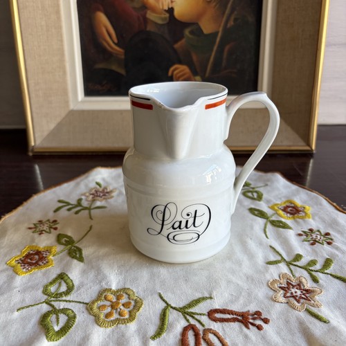 Pichet pot lait porcelaine - pichet, a