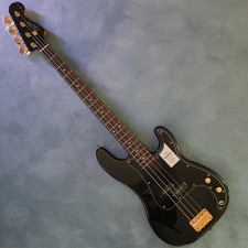 Fender MIJ Traditional 2025 Collection années 60 Precision Bass Black Pearl
