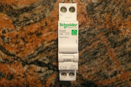 Disjoncteur modulaire 10a - disjoncteur,