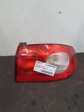 Feu arriere principal droit