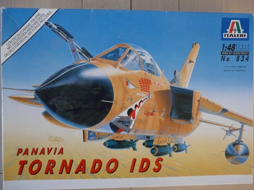 Maquette avion italeri - 1/48,