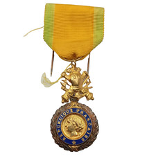 S23/11/25 (REF31171) Belle médaille militaire VALEUR ET DISCIPLINE FRENCH MEDAL