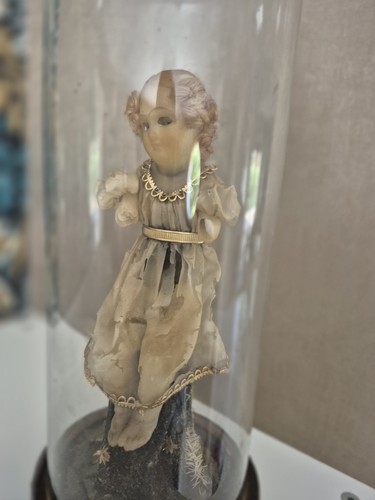 Poupée ancienne cire sous - poupée, en