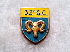 Un insigne militaire " 32°