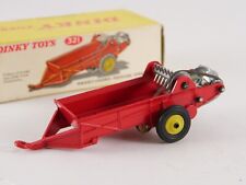 Dinky Toys Gb n°321 Massey Harris Manure spreader remorque épandeur fumier boîte