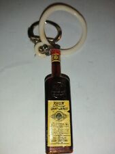SUPERBE PORTE CLE BOUTEILLE RHUM SAINT JAMES  ANTILLES 1960 KEYCHAIN N15