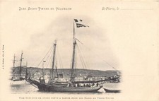 SAINT-PIERRE - Une goélette de pêche prête à partir pour les bancs de Terre-Neuv