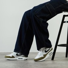 NIKE AIR MAX ONE BLANC/KAKI 