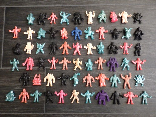 Lot 64 figurines - n°4,