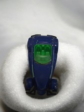 Voiture miniature ancienne