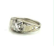 MAGNIFIQUE BAGUE OR 18 CARATS